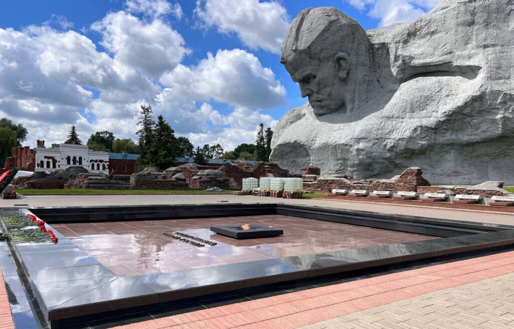 Брестская крепость глазами ребёнка — адаптированный маршрут для семей с детьми 7–12 лет 8 Брестская крепость глазами ребёнка — адаптированный маршрут для семей с детьми 7–12 лет 7